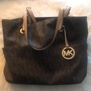Michael Kors purse